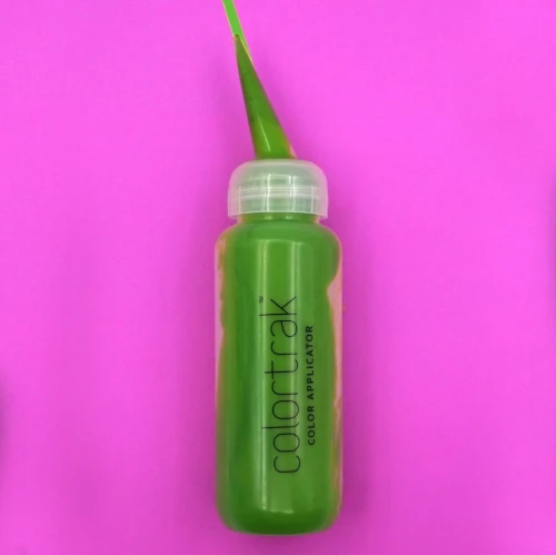 slant-tip-applicator-bottle-hair-color-colortrak_1080x.jpg.webp